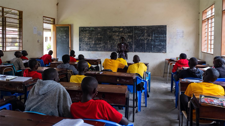 As salas de aula da Secondary School Bro. Augusto Memorial College no vilarejo de Kit, Juba