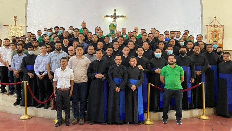 尼加拉瓜司铎圣召欣欣向荣