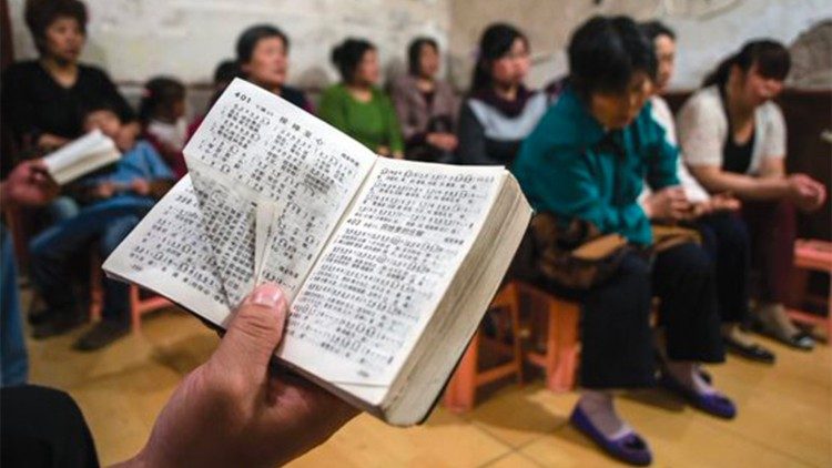 As novas igrejas são "um sinal da perseverança testemunhada pelas comunidades católicas chineses"