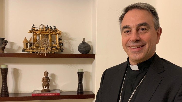  Dom Ettore Balestrero, observador permanente da Santa Sé junto às Nações Unidas.