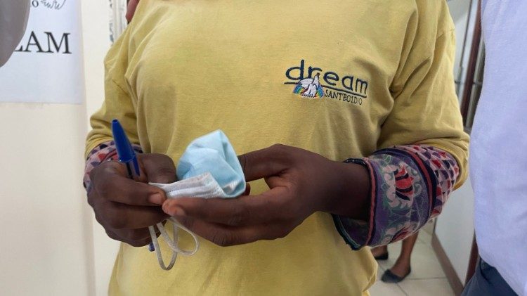 Adisa, volontaria del Centro Dream di Kinshasa, in Repubblica Democratica del Congo