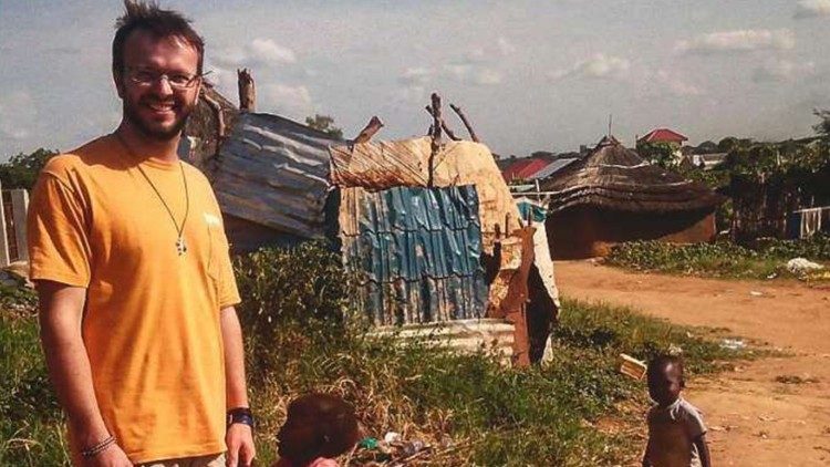 Padre Federico Gandolfi, frate minore francescano, parroco a Giuba, in Sud Sudan