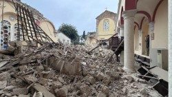 Catedral de Iskenderun após o terremoto