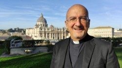 Padre Luigi Sabbarese (Vatican Media)