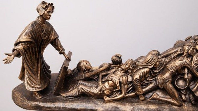 La statua dedicata a Santa Giuseppina Bakhita