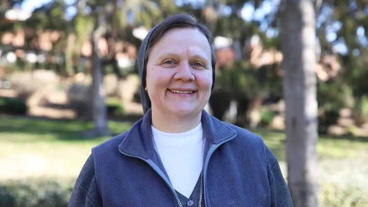 Die Don-Bosco-Schwester Marija (Mojca) Simenc tritt die Nachfolge des bisherigen Generalsekretärs der katholischen Slowenischen Bischofskonferenz (SSK) an. Sie ist die erste Frau in diesem Amt