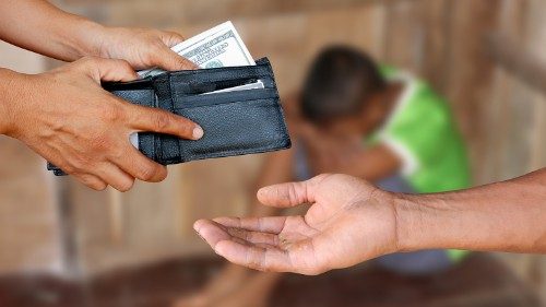 Papst prangert Menschenhandel an