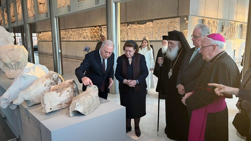 Ceremony in Athens of the three fragments of the Parthenon donated by Pope Francis to the Archbishop of the Orthodox Church, His Beatitude Ieronymos II