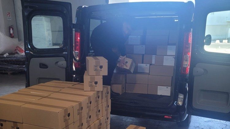 Aid for Turkey in preparation for shipment by the nation's airlines