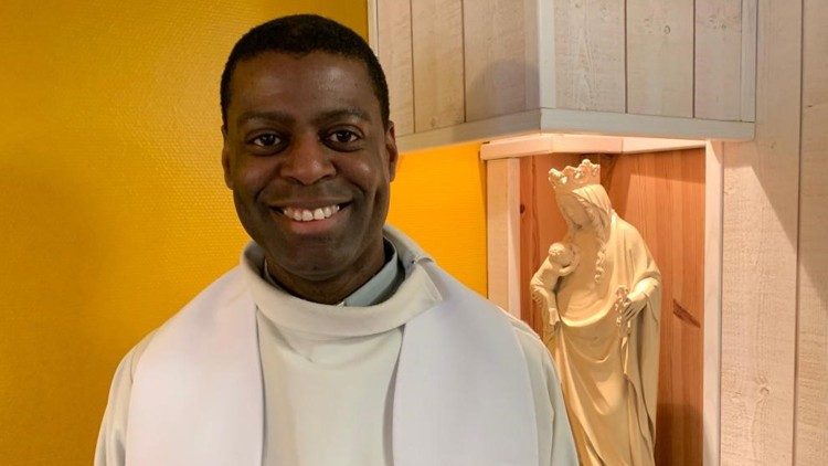 Mgr Philippe Giougou, évêque de Guadeloupe. 