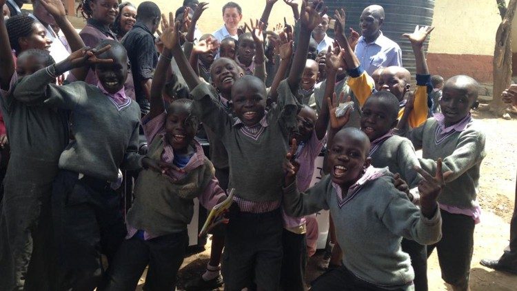 P- Binaghi betreut in Kenia junge Menschen