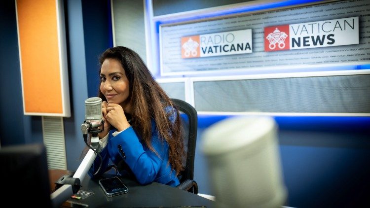 2023.04.20 Mouna Esmaeilzadeh - Svezia