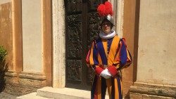 2023.05.06 Guardia Svizzera 2023 Mario Galgano Jonas Koch (tedesco), Pietro Botturi (italiano), Martin Constantin (francese)