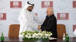 La Pontificia Accademia per la Vita e l'Abu Dhabi Forum for Peace firmano un Memorandum di collaborazione sui temi etici