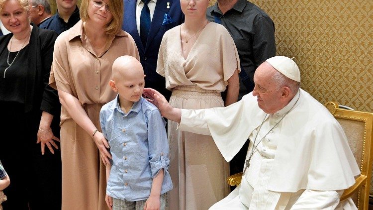 2023.05.29 Papa Francesco - Bambini ammalati di tumore della Clinica Oncologica di Wroclaw (Polonia)
