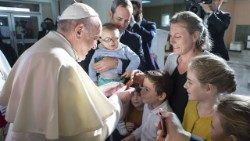 Papa-Francesco-Famiglia-Patto-Globale-Family-Global-Compact-incontro-ok.jpg