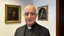 архиєпископ Ріно Фізікелла