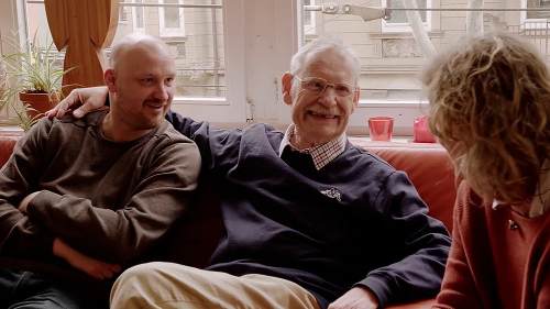 Unser Filmtipp: Irre oder der Hahn ist tot