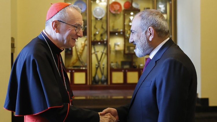 2023.07.13 Incontri del Cardinal Parolin con il Primo Ministro e il Presidente dell'Armenia