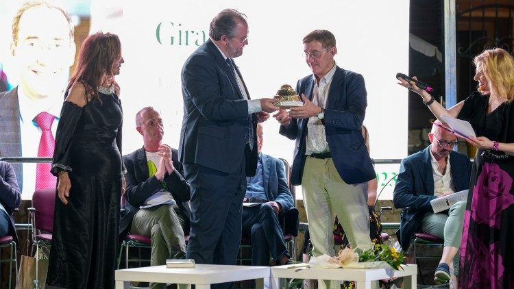 馬耶拉獎頒獎典禮