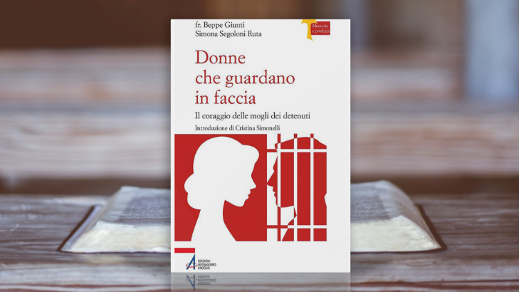 La copertina del libro "Donne che guardano in faccia"