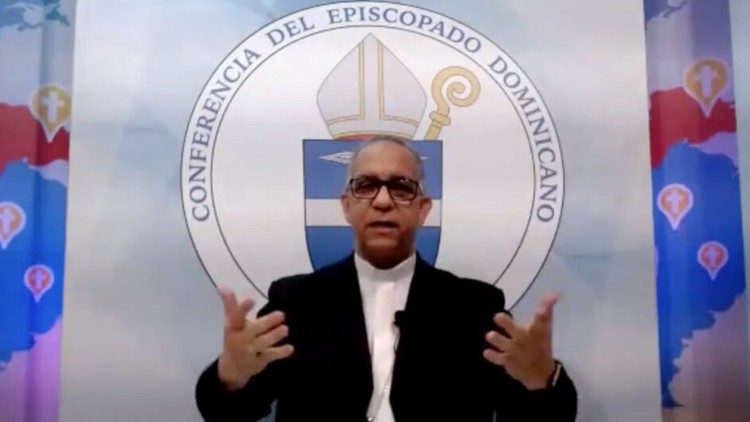 Monseñor Héctor Rafael Rodríguez Rodríguez, obispo de La Vega, en República Dominicana