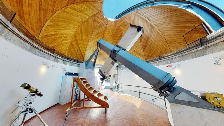 Vatikano observatorijos teleskopas Kastelgandolfe