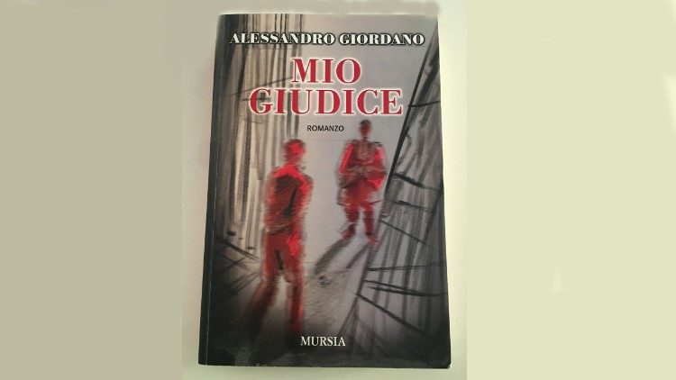 La copertina del libro "Mio giudice"