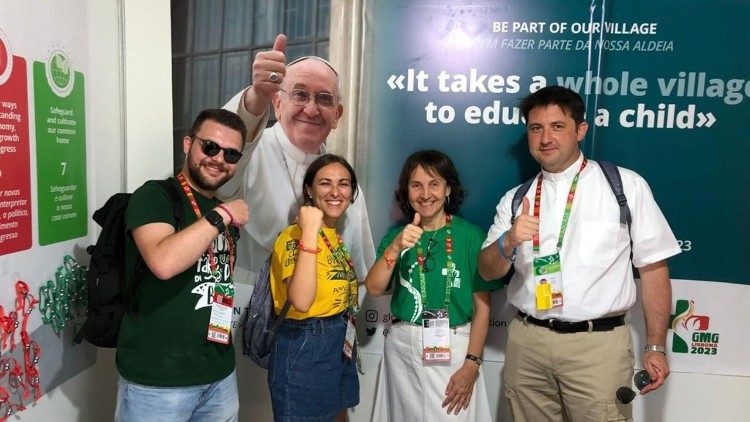 Des jeunes aux JMJ de Lisbonne en août 2023.