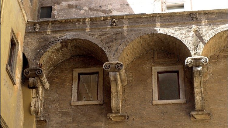 2023.08.08 Cortile del Pappagallo