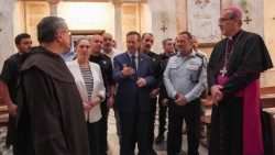 Întâlnirea dintre patriarhul latin de Ierusalim, Pierbattista Pizzaballa, și președintele israelian, Isaac Herzog, la Mănărtirea carmelită "Stella Maris", din Haifa (9 august 2023)