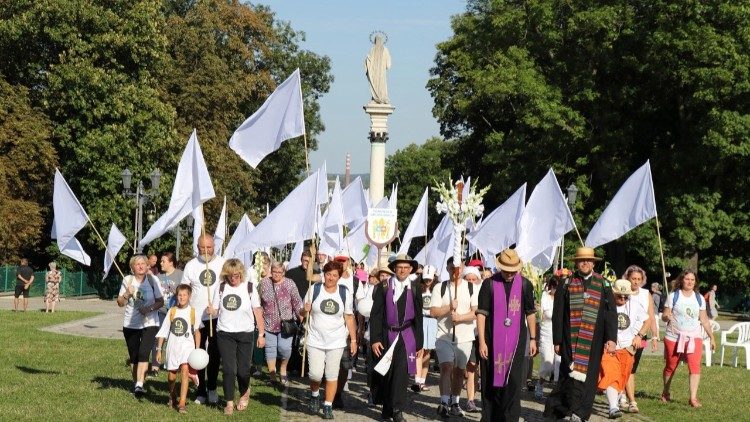 Pielgrzymi na Jasną Górę