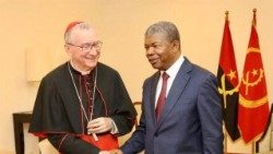 Le Cardinal Pietro Parolin et le président angolais João Lourenço à Ondjiva (Angola), le lundi 14 août 2023