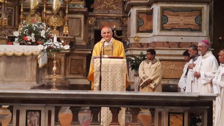 O cardeal Zuppi celebra a Santa Missa na Igreja de Santo Agostinho, em Roma