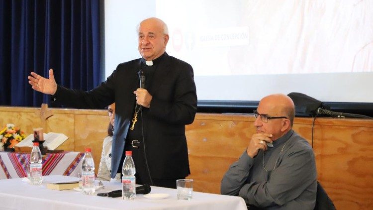 Archbishop Paglia speaks at a previous conference in Chile