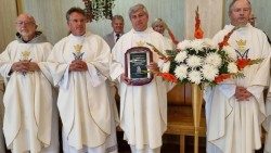 Ks. Wieliczko z nagrodą Duma Polonii