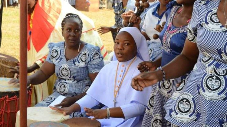 Mulheres africanas em uma celebração na Tanzânia
