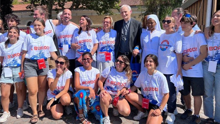 O cardeal Matteo Zuppi no "Festival de Mediterranea"