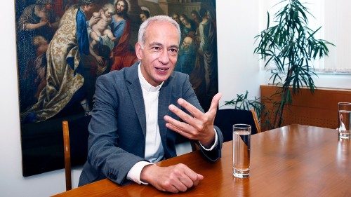 EU-Caritas-Pr&auml;sident Landau: Menschen und Grenzen sch&uuml;tzen