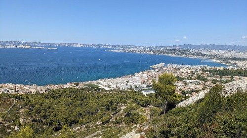 Blíží se papežova cesta do Marseille: Program a témata