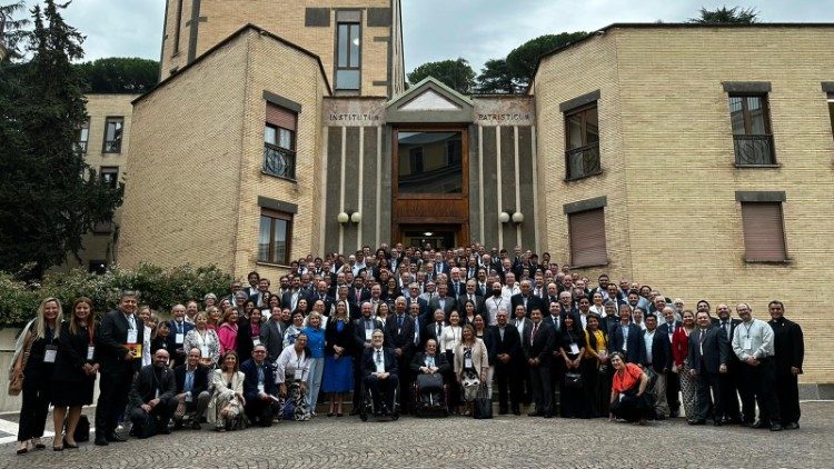 I partecipanti all'incontro a Roma dei rettori delle università dell'America Latina