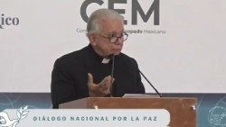 Mons. Ramón Castro, obispo de Cuernavaca y secretario general del episcopado mexicano. 