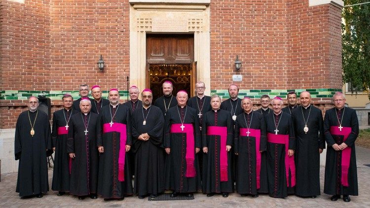 Membrii Conferinței Episcopale din România reuniuniți la București, la sesiunea plenară de toamnă (25-27 septembrie 2023)