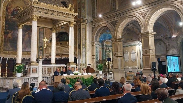Présentation du livre "Le coeur ne se divise pas" au palais de la Chancellerie