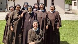 A comunidade das clarissas capuchinhas do Mosteiro de San Romualdo, em Trento
