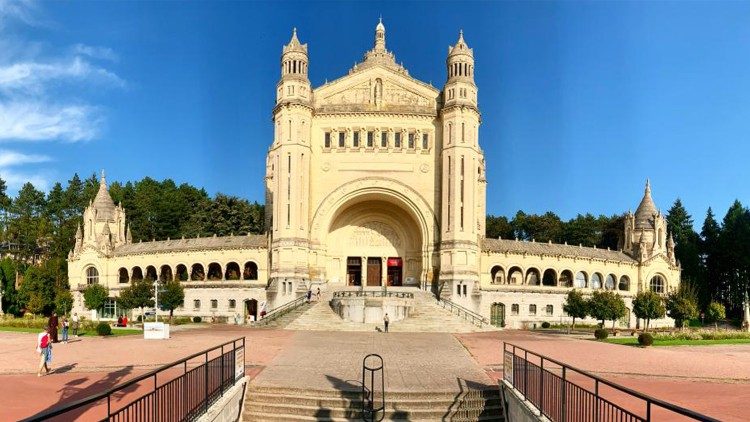 La basilique de Lisieux, en France. 