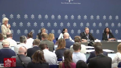 Synode: «L'Église est belle quand elle fait de la place à chacun»