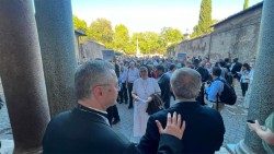 Sinodo dalyviai kaip piligrimai lankosi katakombose