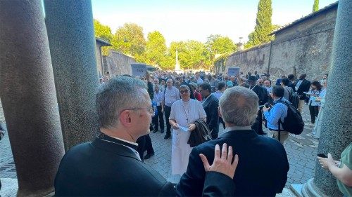 Sinodo dalyviai kaip piligrimai lankosi katakombose