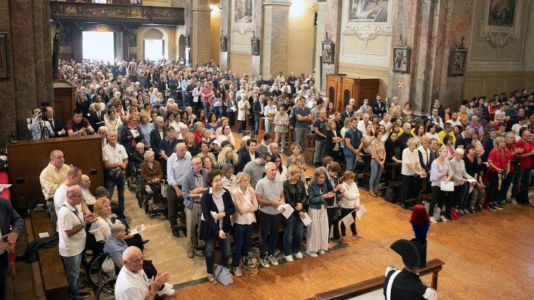 A missa no sábado (14) foi de abertura da programação